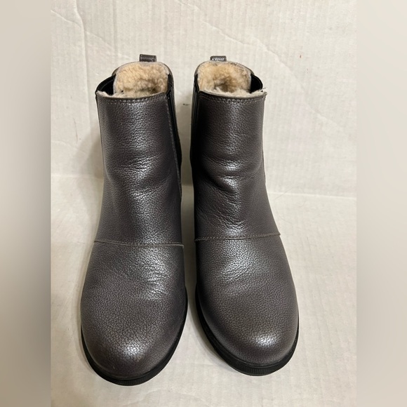 Sorel Joan Of Arctic Chelsea Shearling - Picture 9 of 16